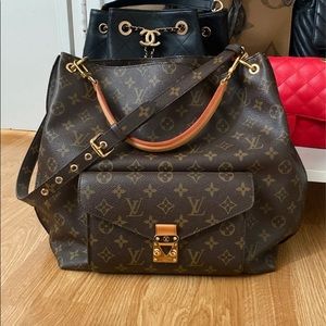 AUTHENTIC Louis Vuitton Monogram Métis Hobo